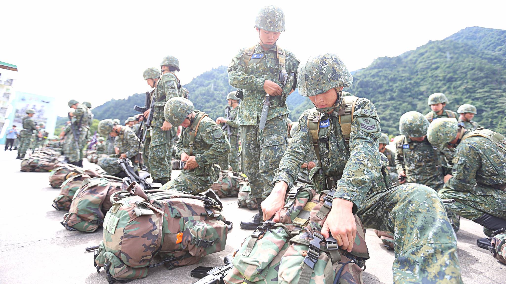 陸軍菁英部隊航空特戰指揮部601旅的前中校謝孟書被指控與大陸情報單位合作，洩漏軍事機密（示意畫面，與此案無關）。圖／取自國防部發言人臉書