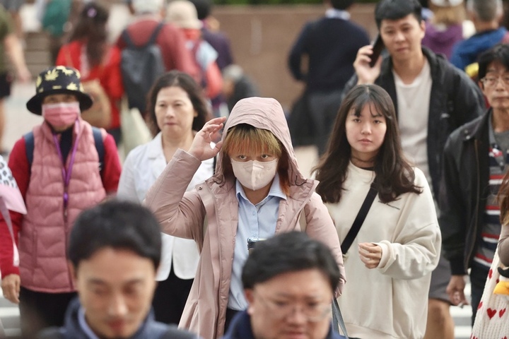 各地早晚低溫今明清晨最冷　中部以北、宜蘭低溫下探15度