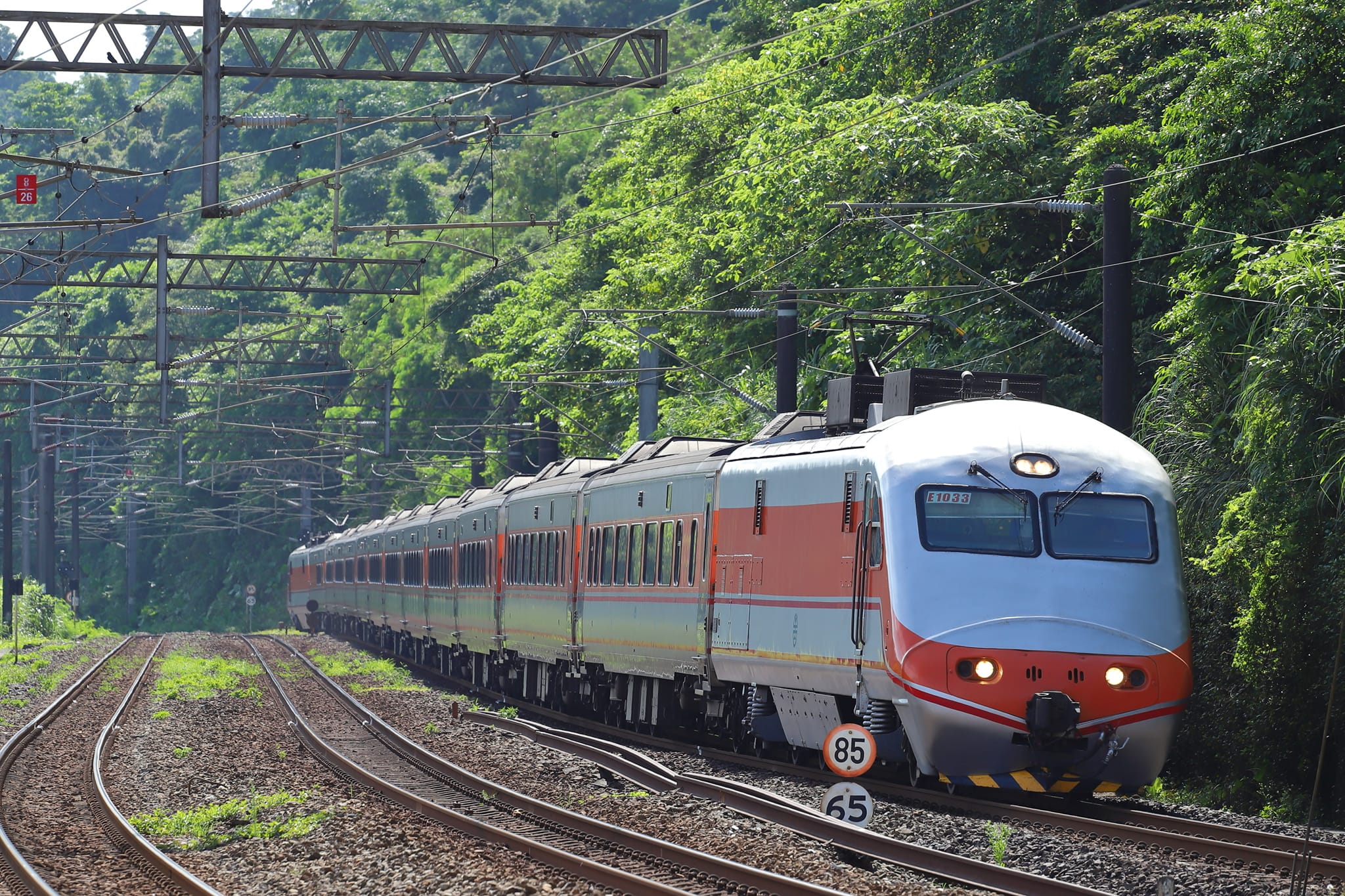 站務員睡過頭「沒開車站大門」通勤族錯過首班車氣炸