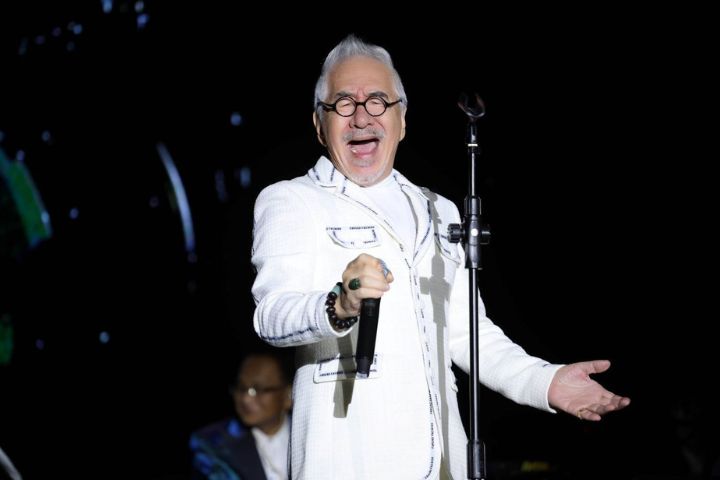 81歲「痛苦歌王」孫情挑戰極限，完成3連場售票演唱會，創下罕見紀錄。圖/台中多媒體公司提供