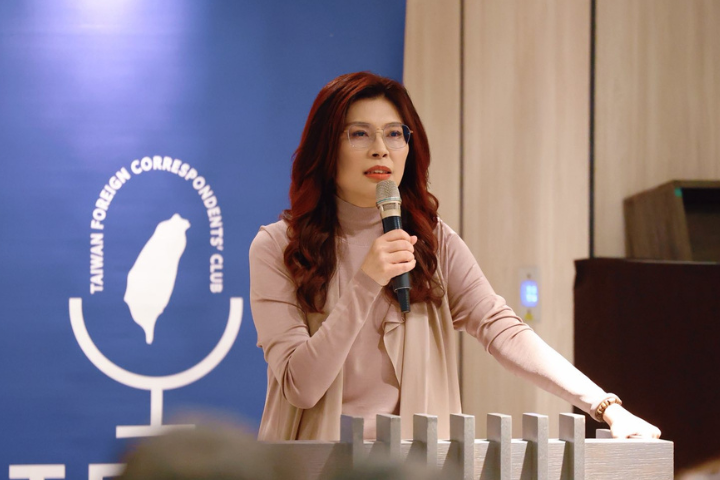 訪陸前態度軟化！鄭麗文向美鬆口「第二波軍購預算可立刻增加」