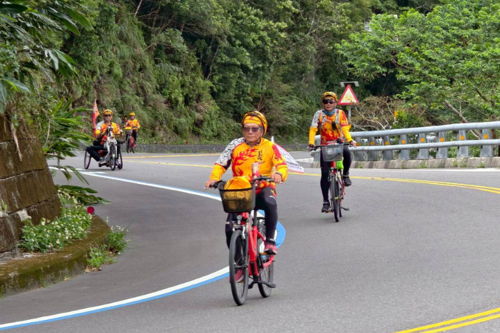 【有片】依山傍海景色壯麗　赤兔鐵馬的最美省道台九線之旅