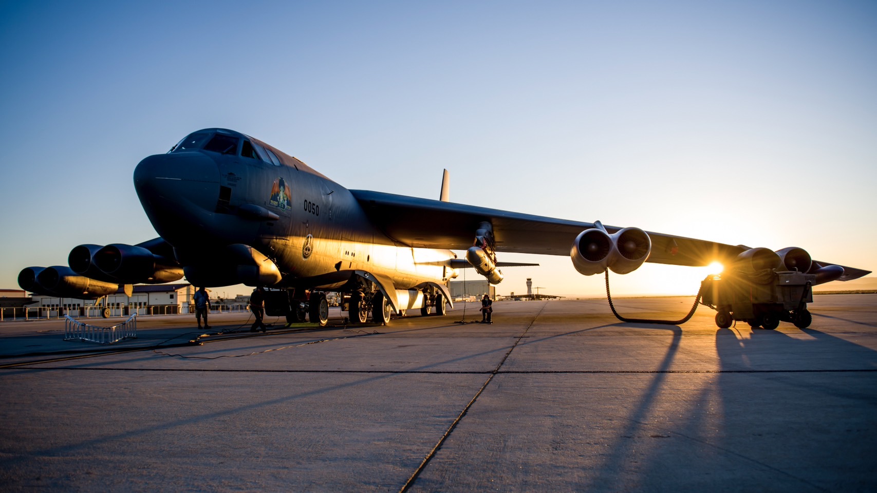 美軍B-52H 飛機對AGM-183A 空射快速飛彈進行測試。圖/取自美國空軍