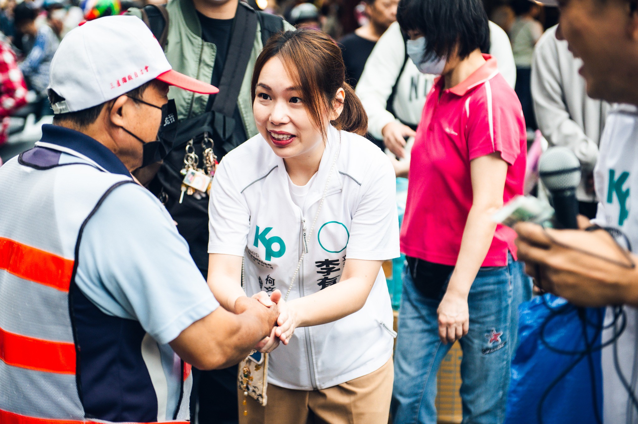 民眾黨發言人李有宜參選新北市第二選區立委，挑戰現任的民進黨5連霸立委林淑芬。李有宜競總提供