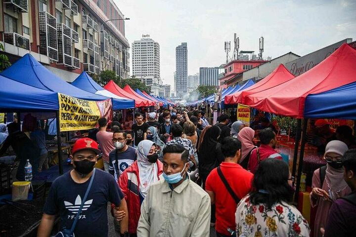 馬來西亞新冠肺炎疫情又起。圖/取自Witzshared《推特》