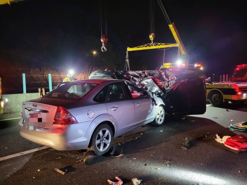 國道4車追撞釀慘劇　一家三口無人生還