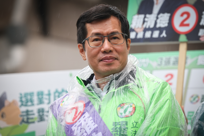 民進黨新北市立委候選人羅致政身陷愛情動作片男主角疑雲，調查局經過特殊軟體分析，佐以人工判別後，已經有了結果，後續會移請新北地檢署偵辦，至於是否會公佈調查結果，則看檢察官指示，圖/中央社