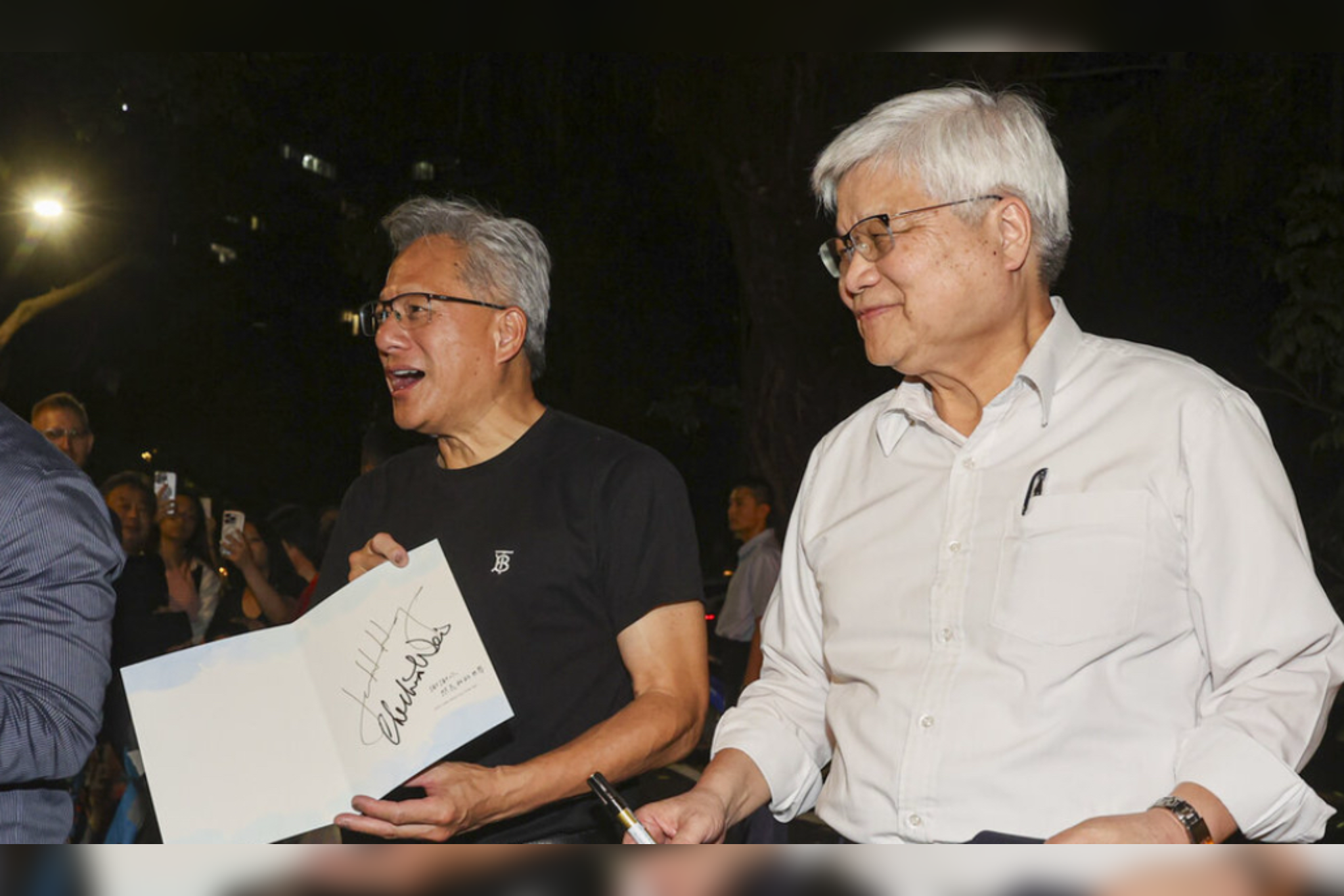 證實美政府不入股 黃仁勳：台積電全世界最棒 