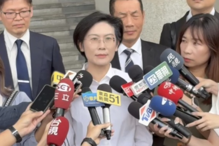 助理薪水21萬比立委高?林岱樺被控詐領千萬 開庭怒斥暗黑勢力打壓