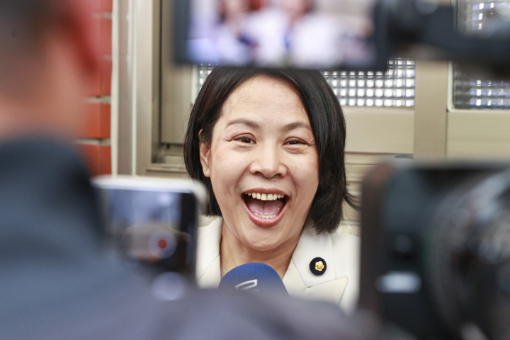 「誰想要我走誰買單！」李貞秀上綠媒怒罵黃國昌主導逼退：原本講好做到8月