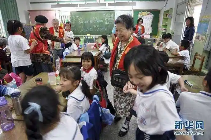 大陸少子化嚴重，未來幾年學校恐招生不足、學校整併以及教師需求下降等問題，可能進一步加劇。圖／取自新華網