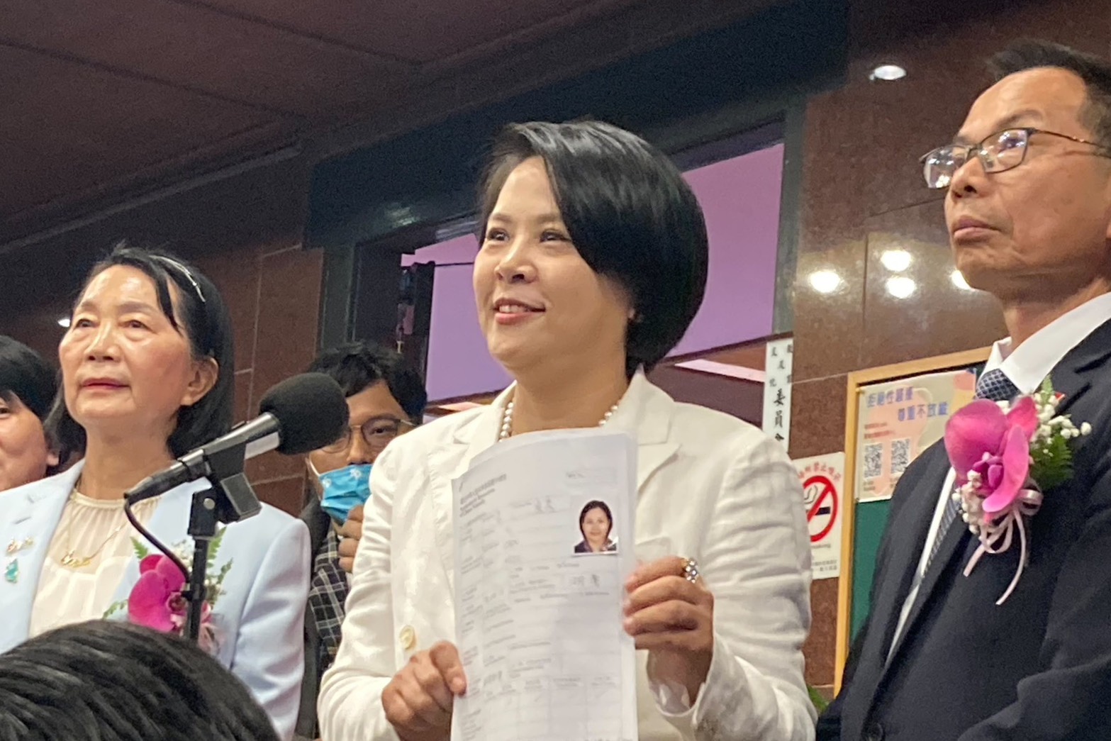 民眾黨會讓李貞秀做兩年立委　柯文哲：沒理由不讓她做滿