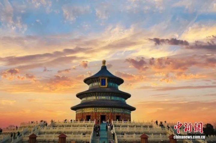 北京天壇不僅是明清皇家祭天重地,更因其融合宇宙觀、建築工藝、生態底蘊與文化哲思,被視為中式美學的巔峰代表。圖/取自中新網
