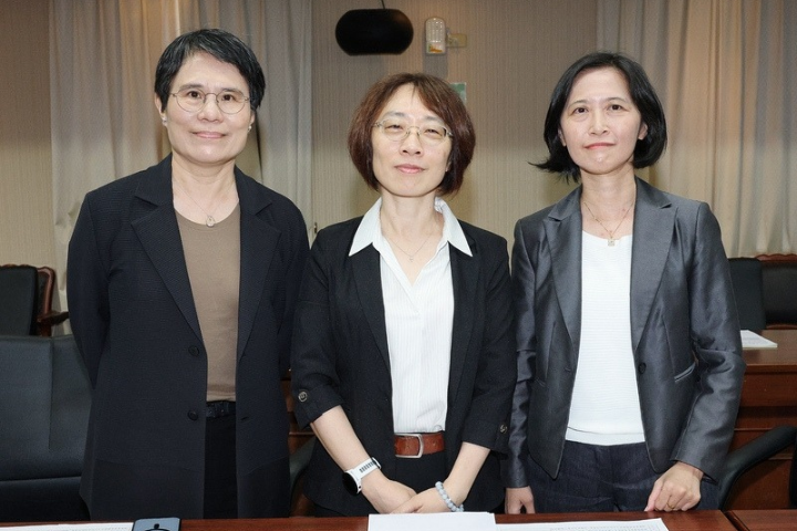 NCC主委提名人具民進黨籍　袁秀慧稱「不退黨」：上任後黨派立場非優先