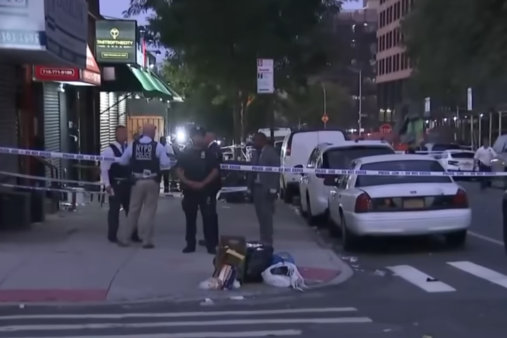 警方封鎖案發現場周邊地區。圖/取自CBS News《YouTube》官方頻道