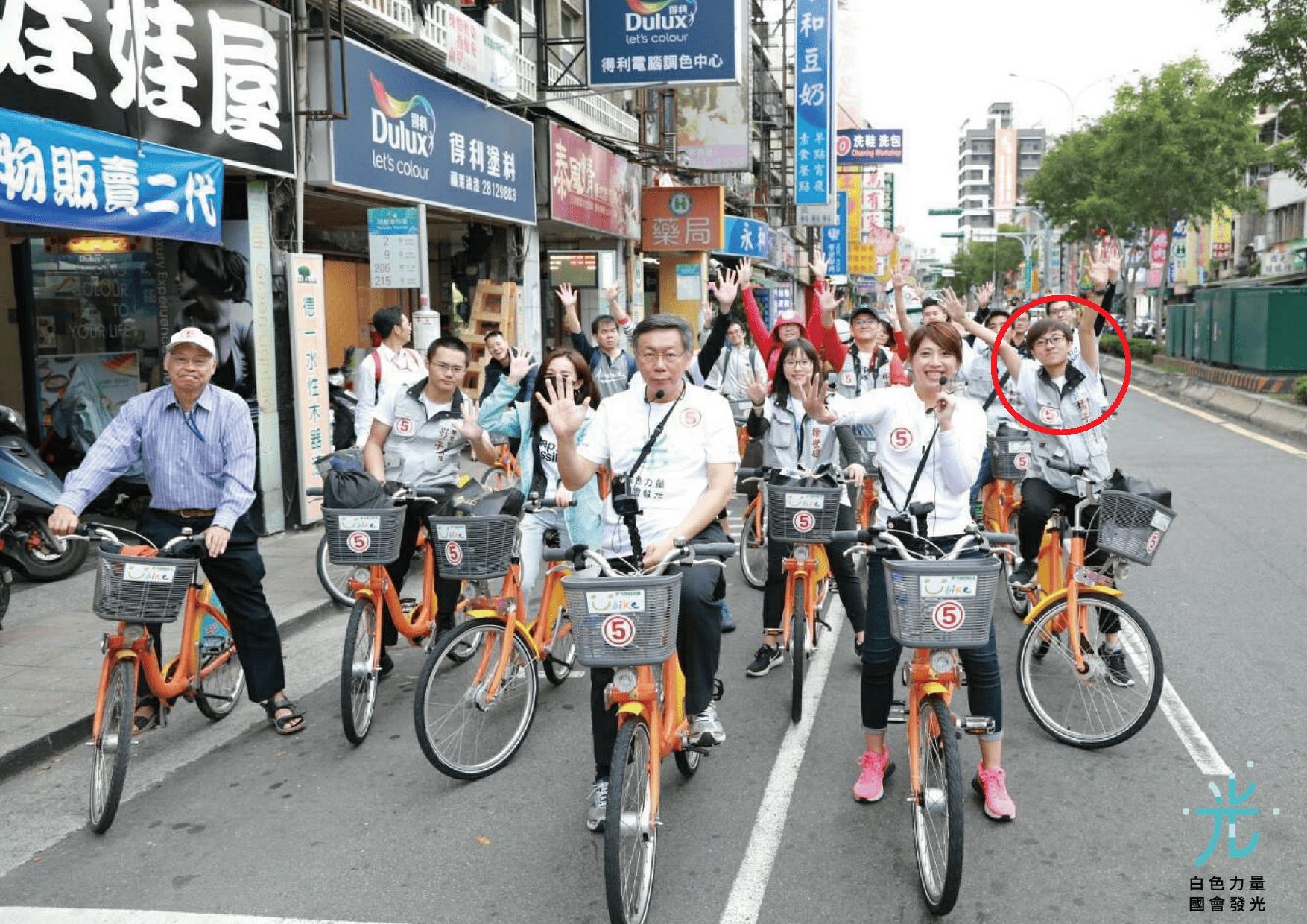 柯文哲秘書許芷瑜滯日2個月 遭列政治獻金案被告