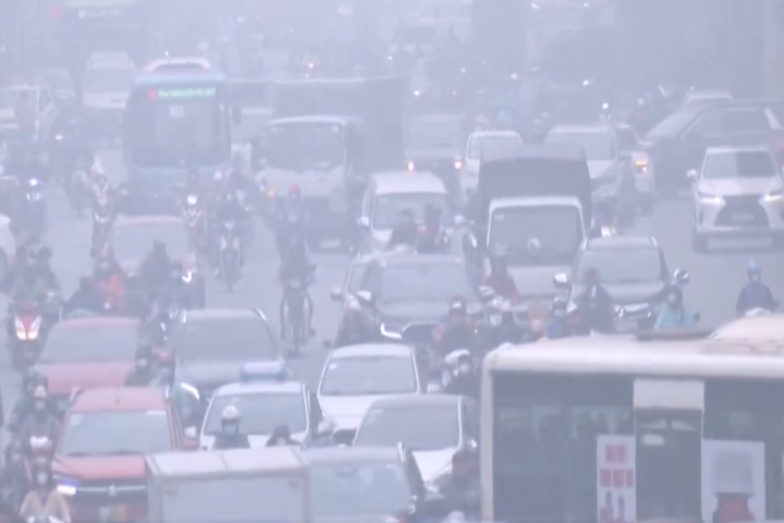 越南河內空污指數全球最糟　全市壟罩灰色霧霾中