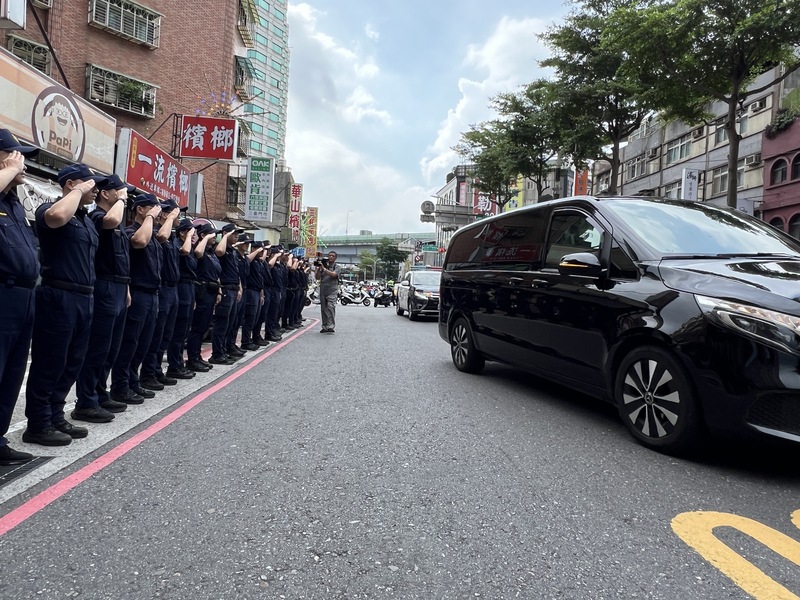 三重警遭撞亡！遺孀公開募款 網轟：吃相太難看