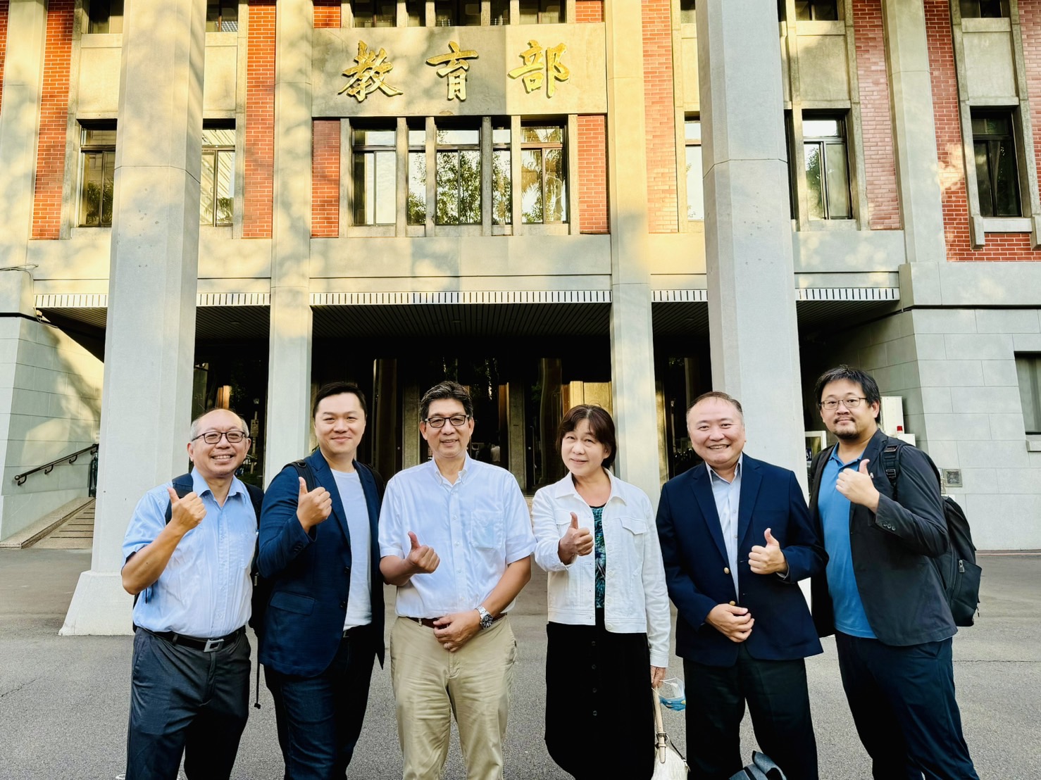 【教師節不快樂】行政超載！日花2.5小時處理行政 組長1年填46項表單