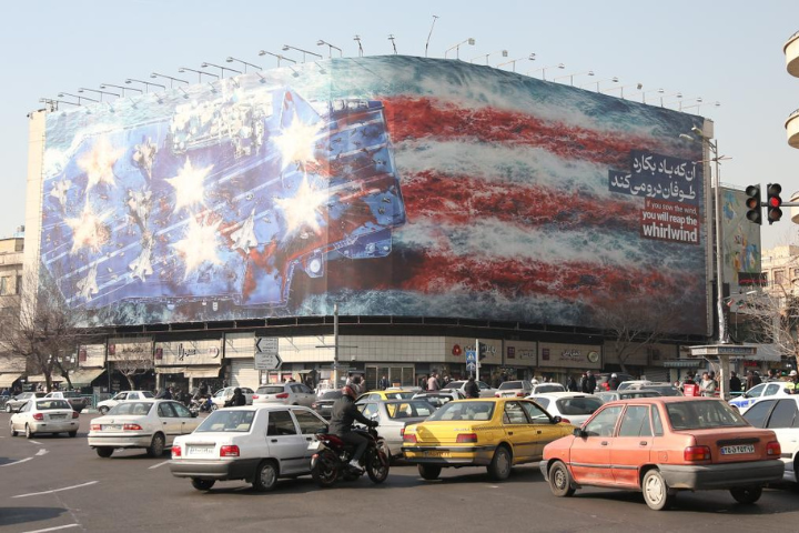 川普對伊朗的選項：從「象徵性」核濃縮到清除哈米尼父子