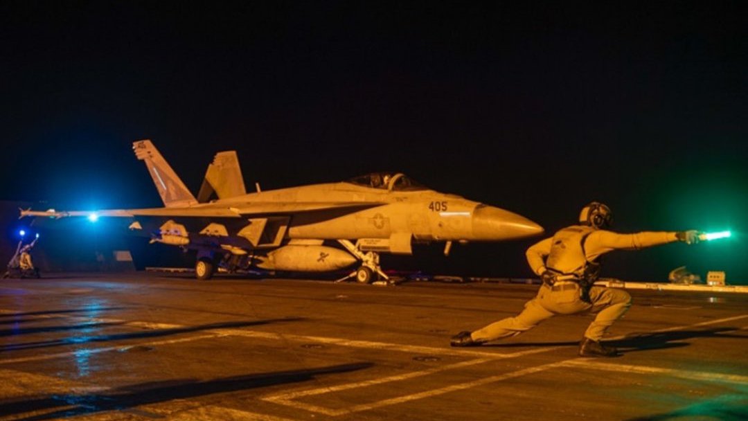 葉門叛軍再襲亞丁灣商船軍艦 美軍擊落15架無人機
