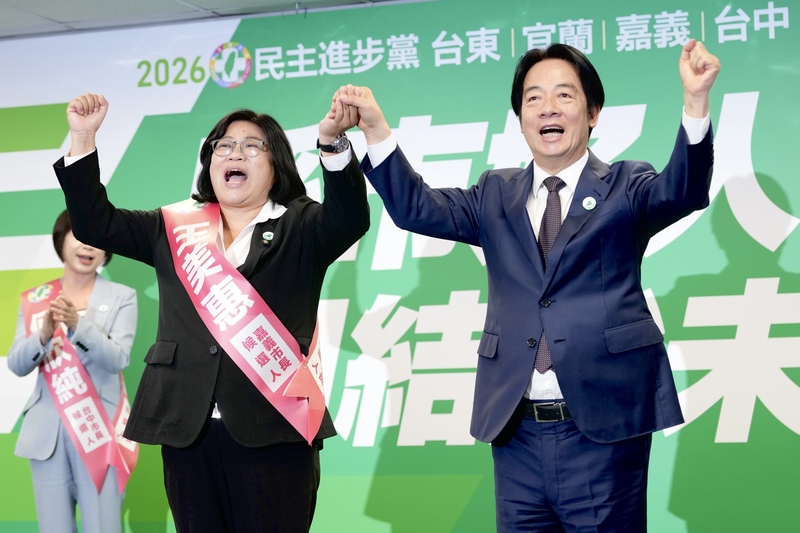 美麗島民調：政黨反感度民進黨49.2％高於藍白