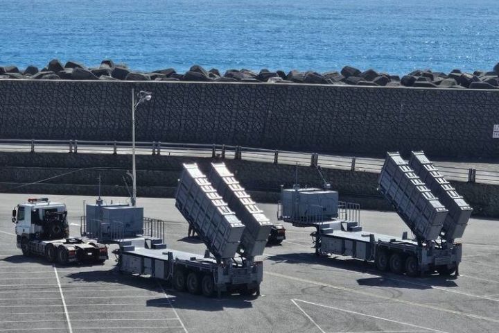  中共進行「聯合利劍-2024B」軍演，海軍在花蓮港部署雄風二型反艦飛彈。圖/中央社