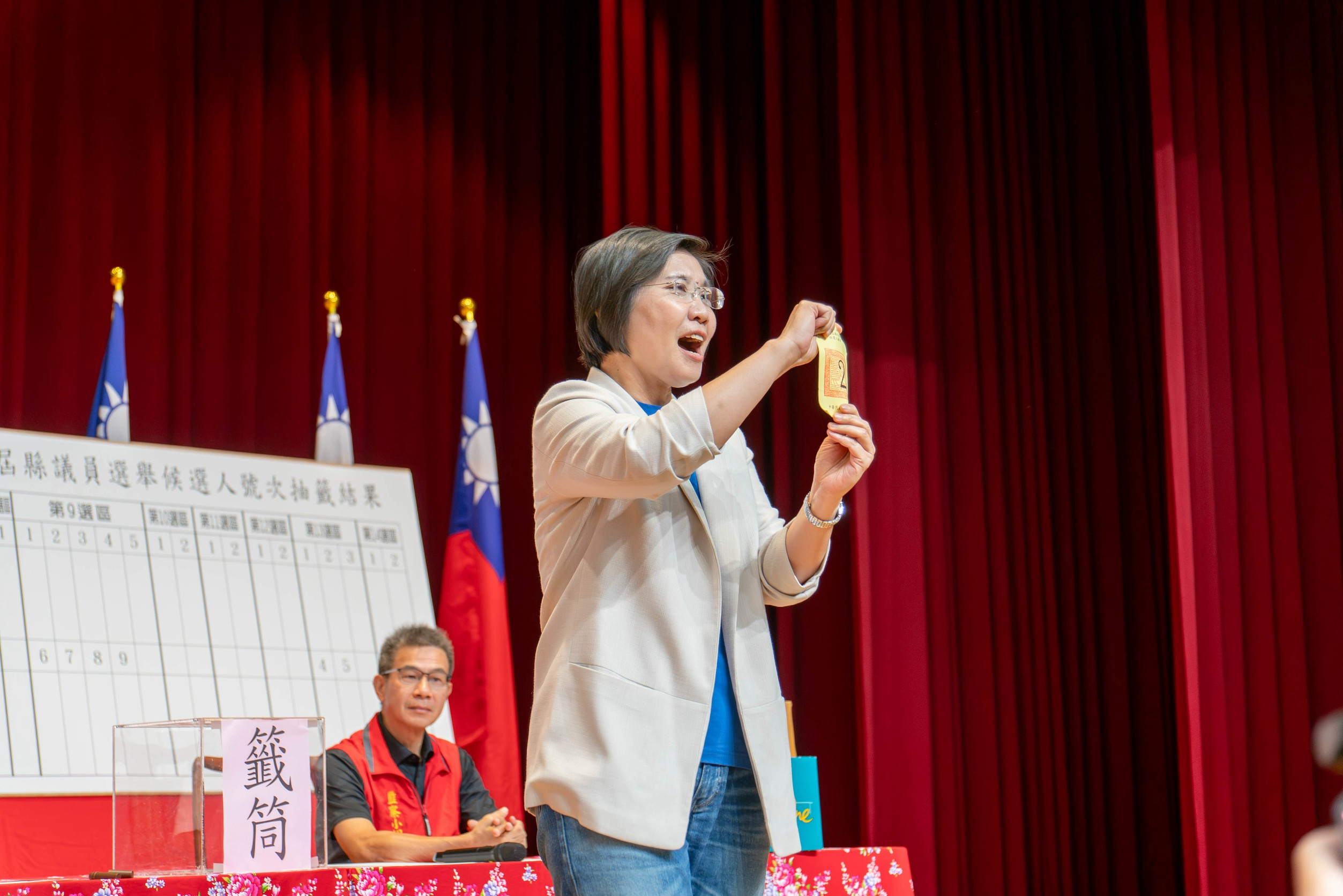 張益豪控鄭朝方兄長干政　徐欣瑩籲保護揭弊者人身安全 
