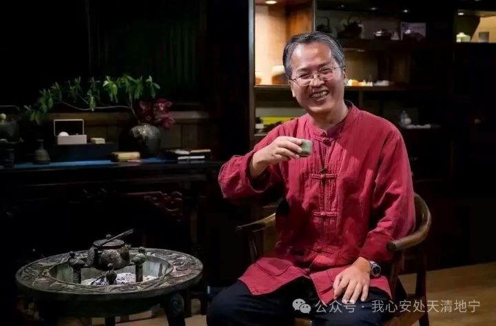 出生於台灣的文化學者薛仁明,近年將大部分時間放在大陸各地講課。圖/取自我心安處天清地寧公眾號