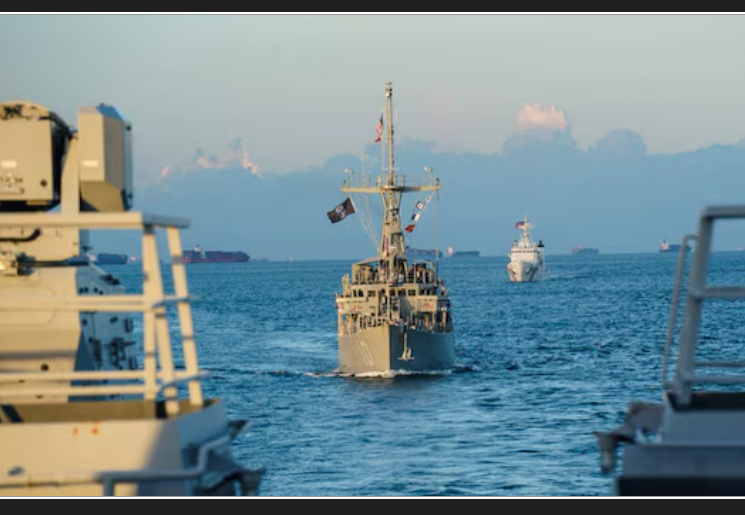 南部戰區在南海進行四艦演習　反制美澳菲聯合巡航