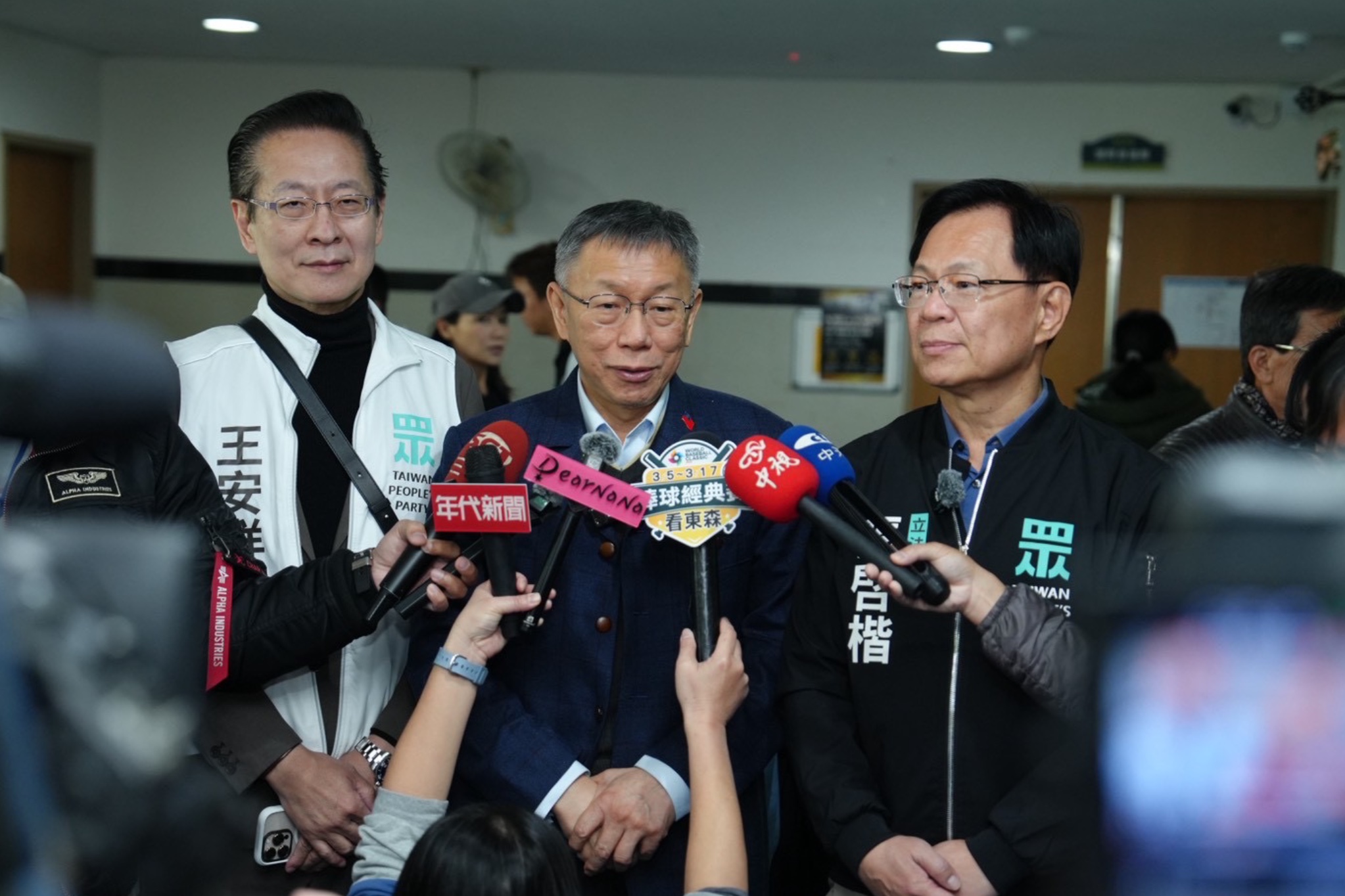 白委兩年條款繼續？柯文哲還是說：照原規畫執行　方式黨內處理