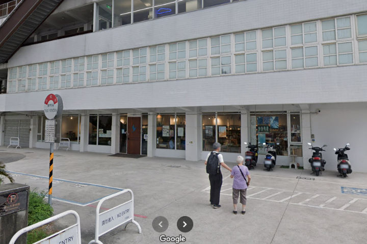 青鳥書店4年狂撈6700萬公帑 網批：難怪預算被砍就要罷免
