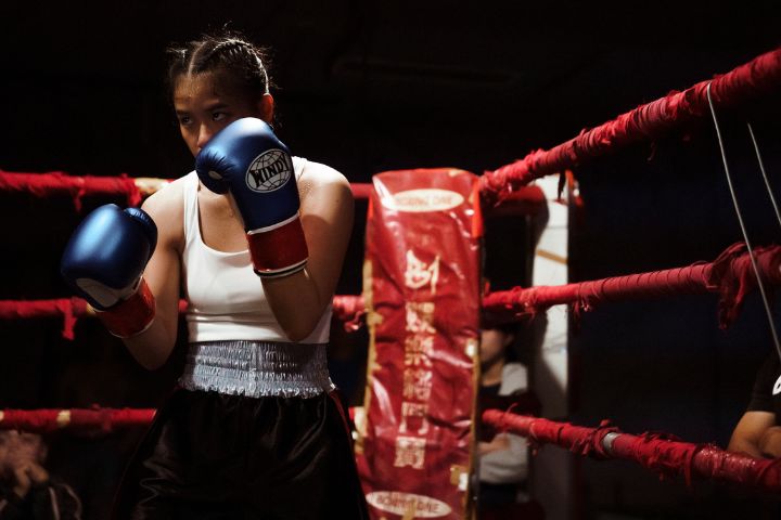 《恨女的逆襲》拳擊真功夫　林毓家因傷改左手出拳　林怡婷哭著練習