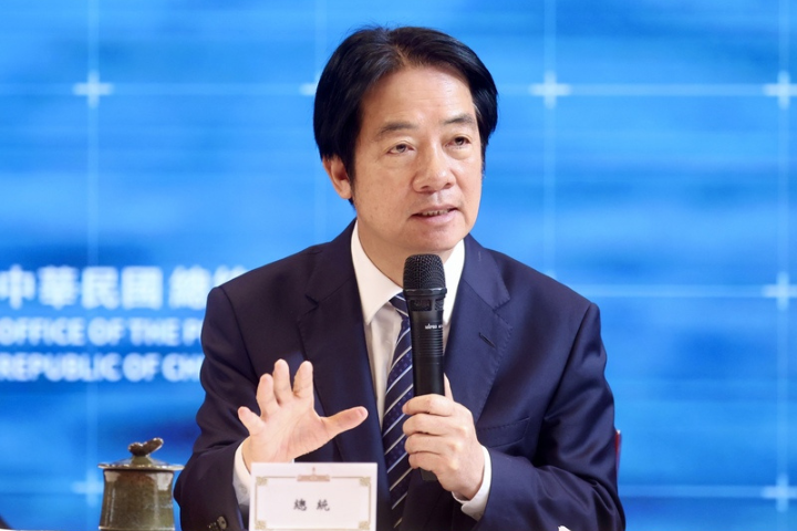 劉寶傑稱一中憲法是人民痛苦　翁履中犀利反問：要為台獨而戰卻不敢修憲？