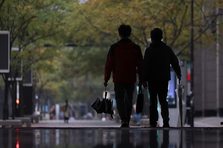 北台灣濕涼中南部日夜溫差大　東北部防較大雨勢