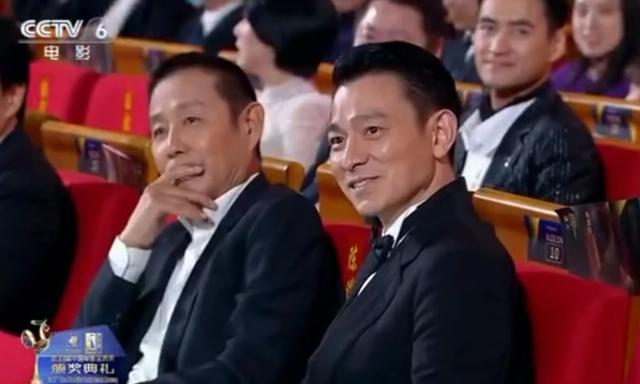 陳道明（左）連任中國電影家協會主席，劉德華（右）等人則擔任副主席。圖/翻攝自金雞獎頒獎典禮影片