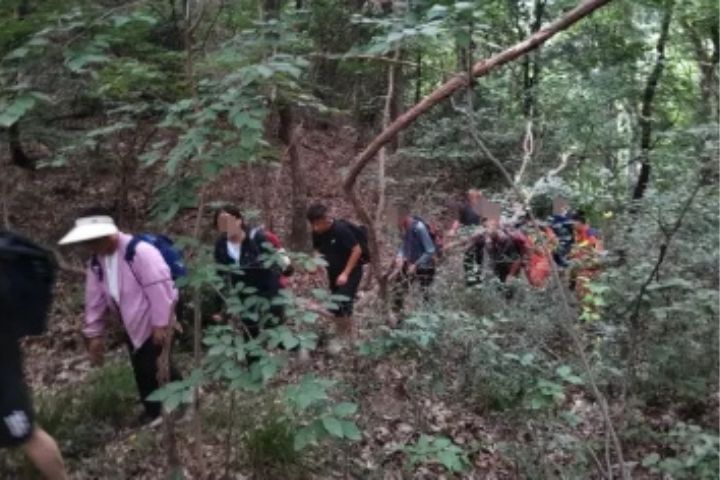 夏日聊齋？信陽36人登山團突遇「鬼打牆」幸好遇到這一隊