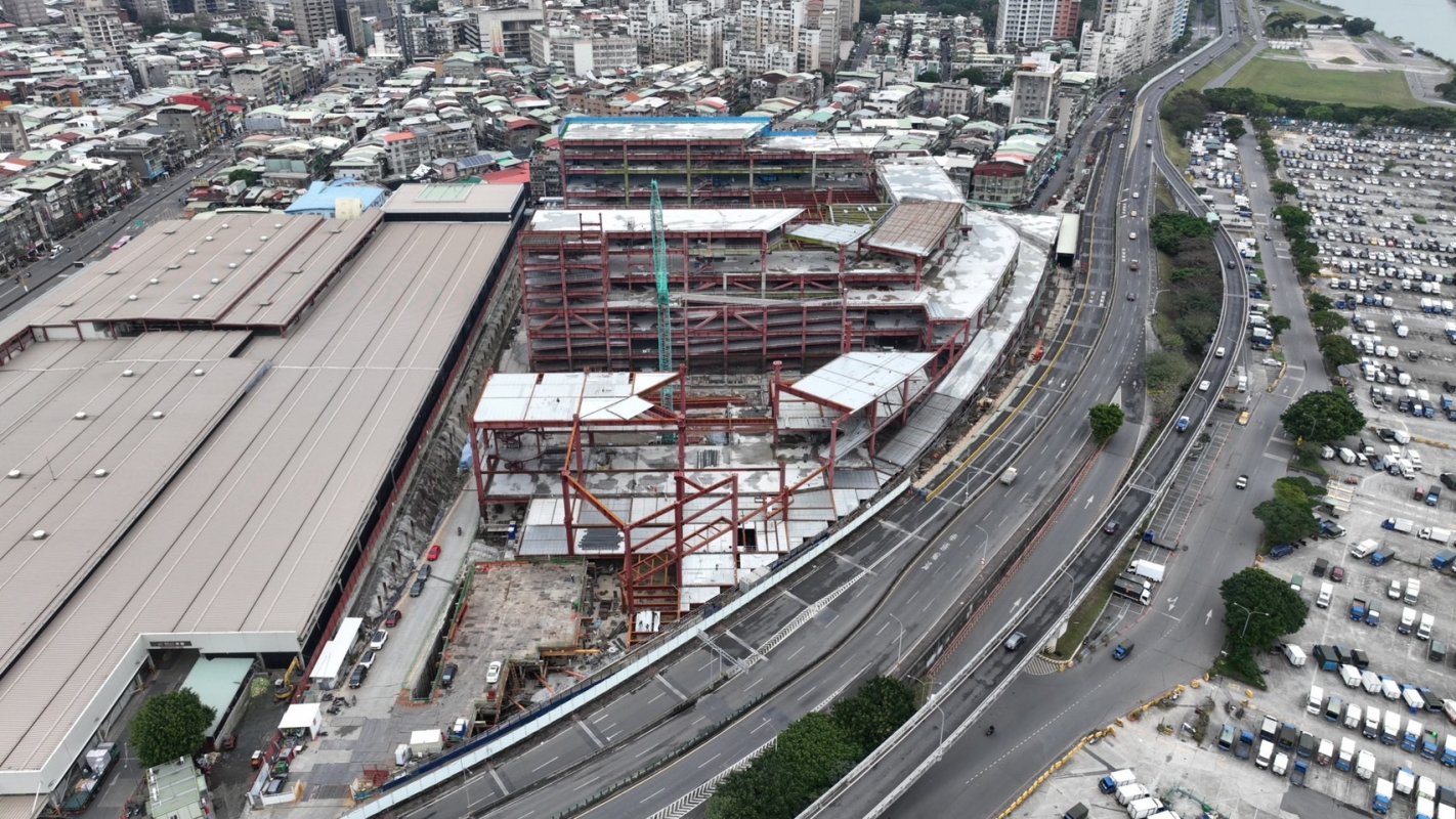 日前幾名台北市議員指控前市長柯文哲在果菜市場改建案中圖利建商中華工程，遭中華工程提告妨害名譽。圖為第一魚果市場改建工程。圖/取自中華工程網站