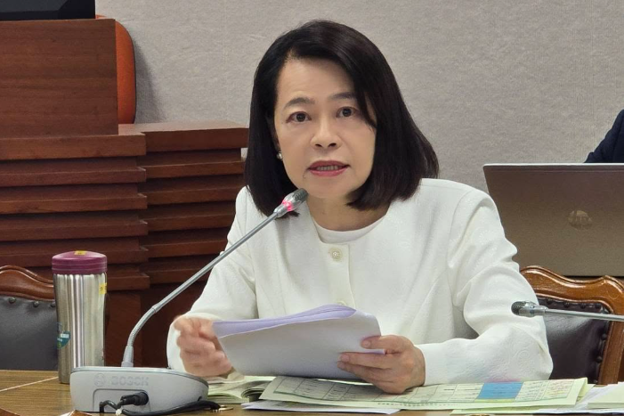 教育部「青年服勤計畫」遭質疑動員學生上戰場　許宇甄：賴政府應把孩子留在校園 