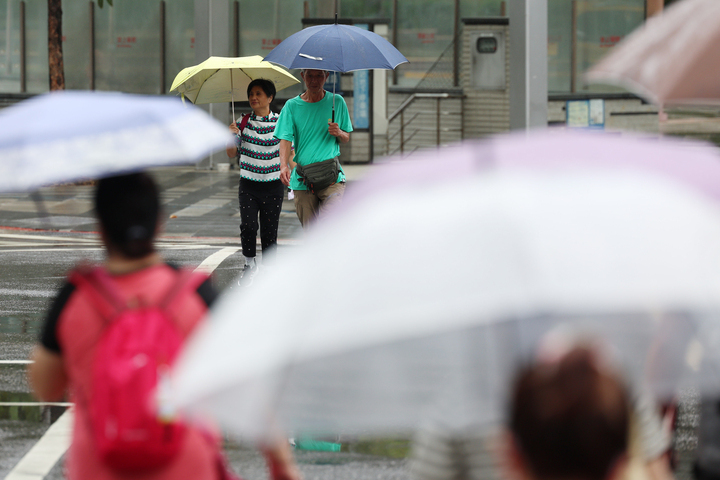 北部東半部整天濕涼　下周四冷空氣恐達大陸冷氣團強度