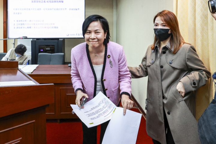 【梅花專論】賴政府拿陸配立委開刀為哪樁？