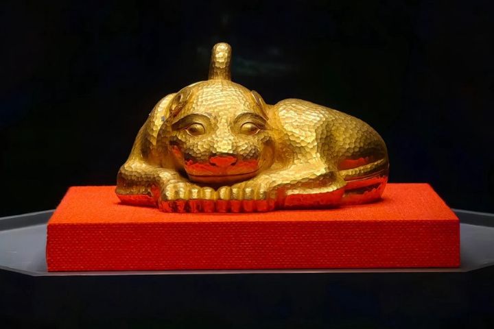 南博鎮館之寶「西漢金獸」暫停展出　脫皮掉色？院方：自然包漿