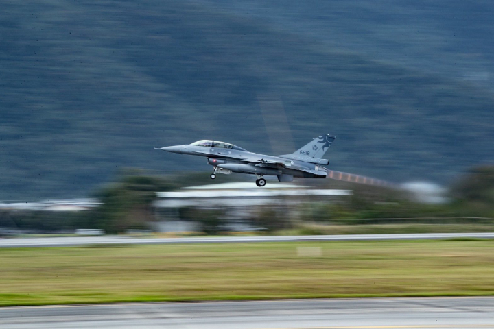 台海西南空域美中台較勁　美機9度回嗆共機強調國際航行權
