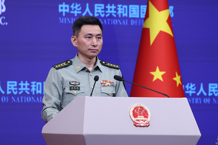 張曉剛反批日機「惡意跟監」甚至衝闖中方劃設的演訓區，反指日方作賊喊捉賊。圖/取自陸國防部官網