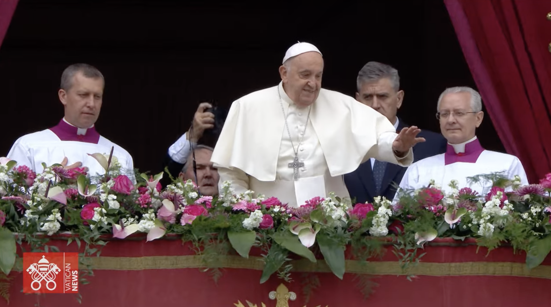 天主教教宗方濟各31日在梵蒂岡主持復活節彌撒。圖/翻攝自Vatican News YouTube頻道