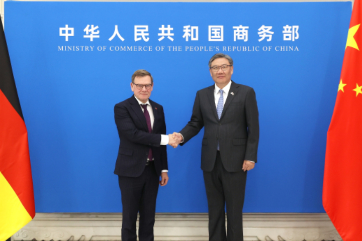 德方急切獲得稀土許可證。王文濤稱，已逐步推行通用許可制度。圖/取自大陸商務部官網