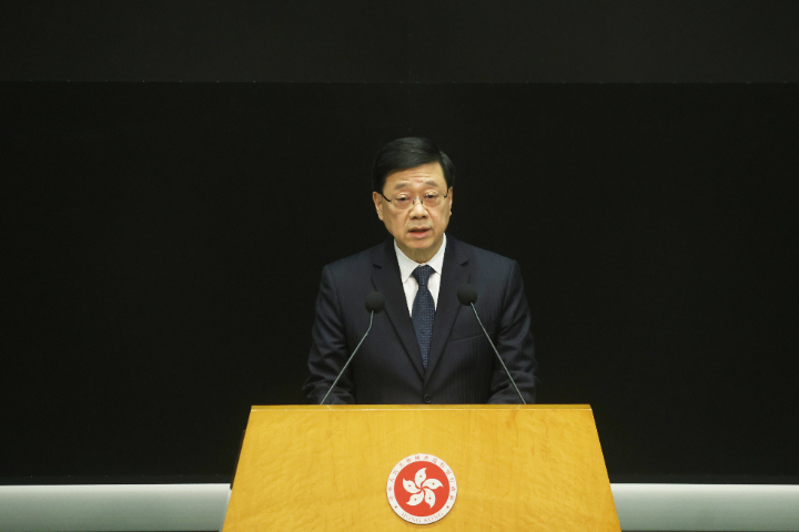 震撼香港的151死：李家超拒鬆口下台、反推八大改革