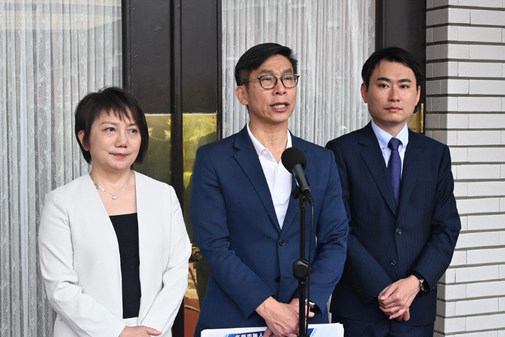 無人機特別條例遭封殺！黃國昌爆鍾佳濱恐嚇：很多廠商會不高興