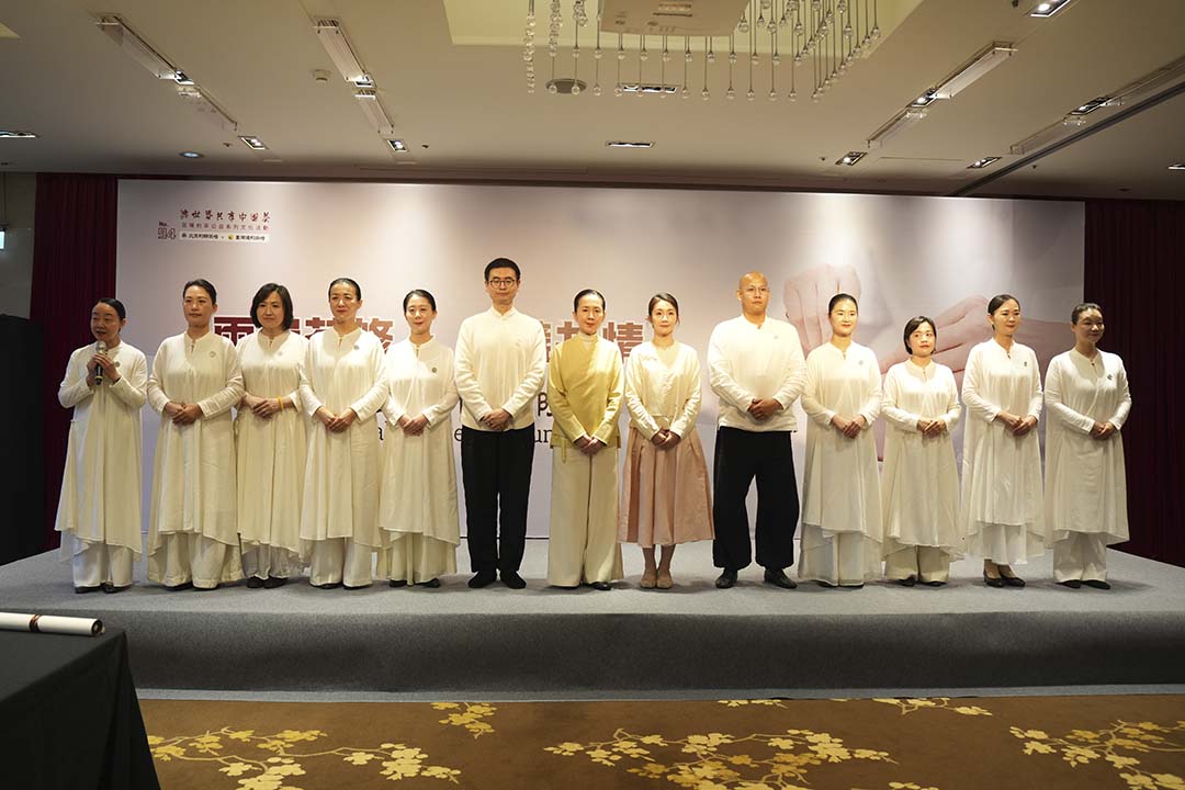 和靜茶修學堂成員。圖/記者梁鴻欣攝