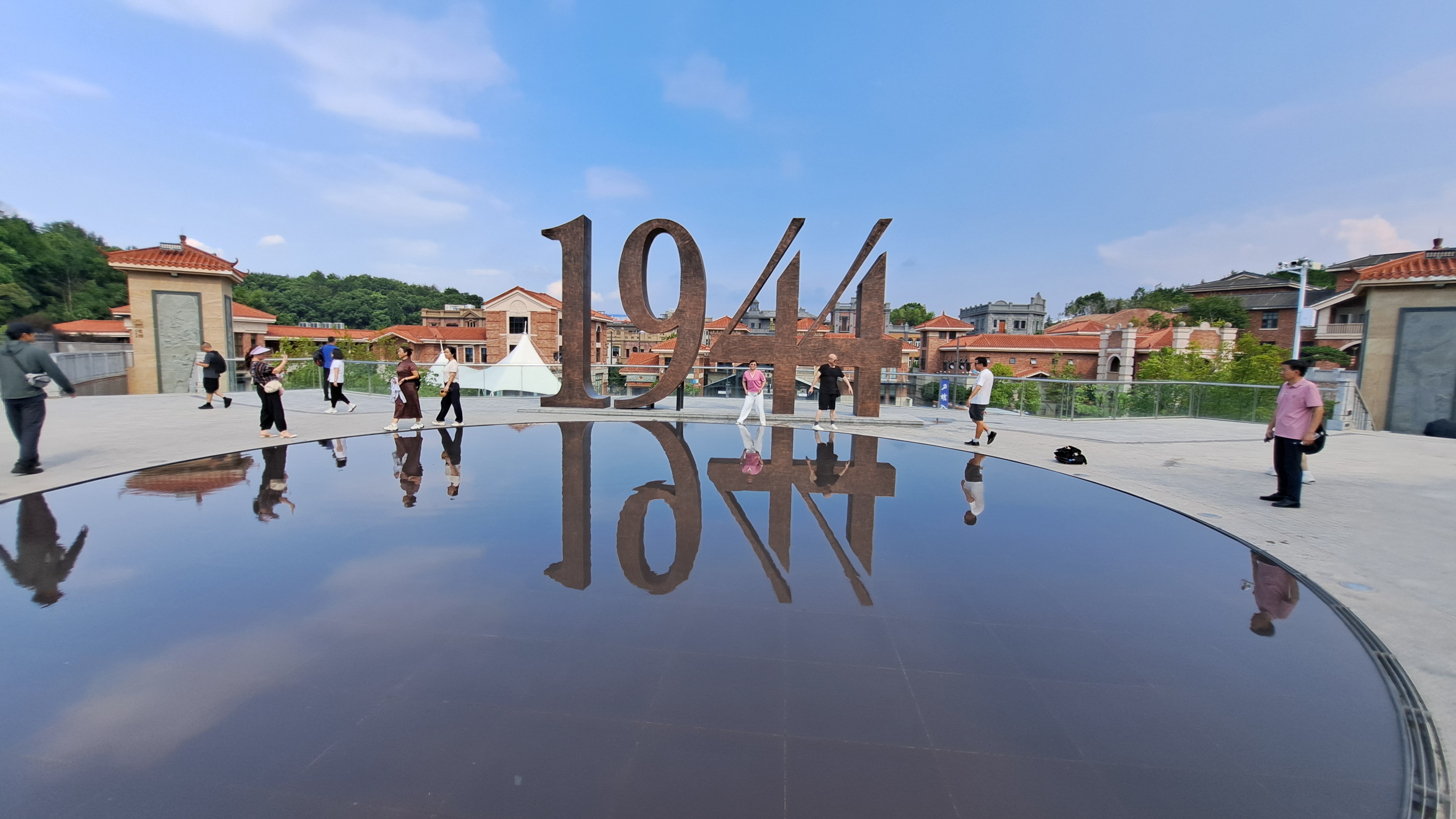 紀念1944年衡陽保衛戰的公園，也是被中共禁演的《援軍明日達到》電影的取景地。圖/記者宋秉忠攝